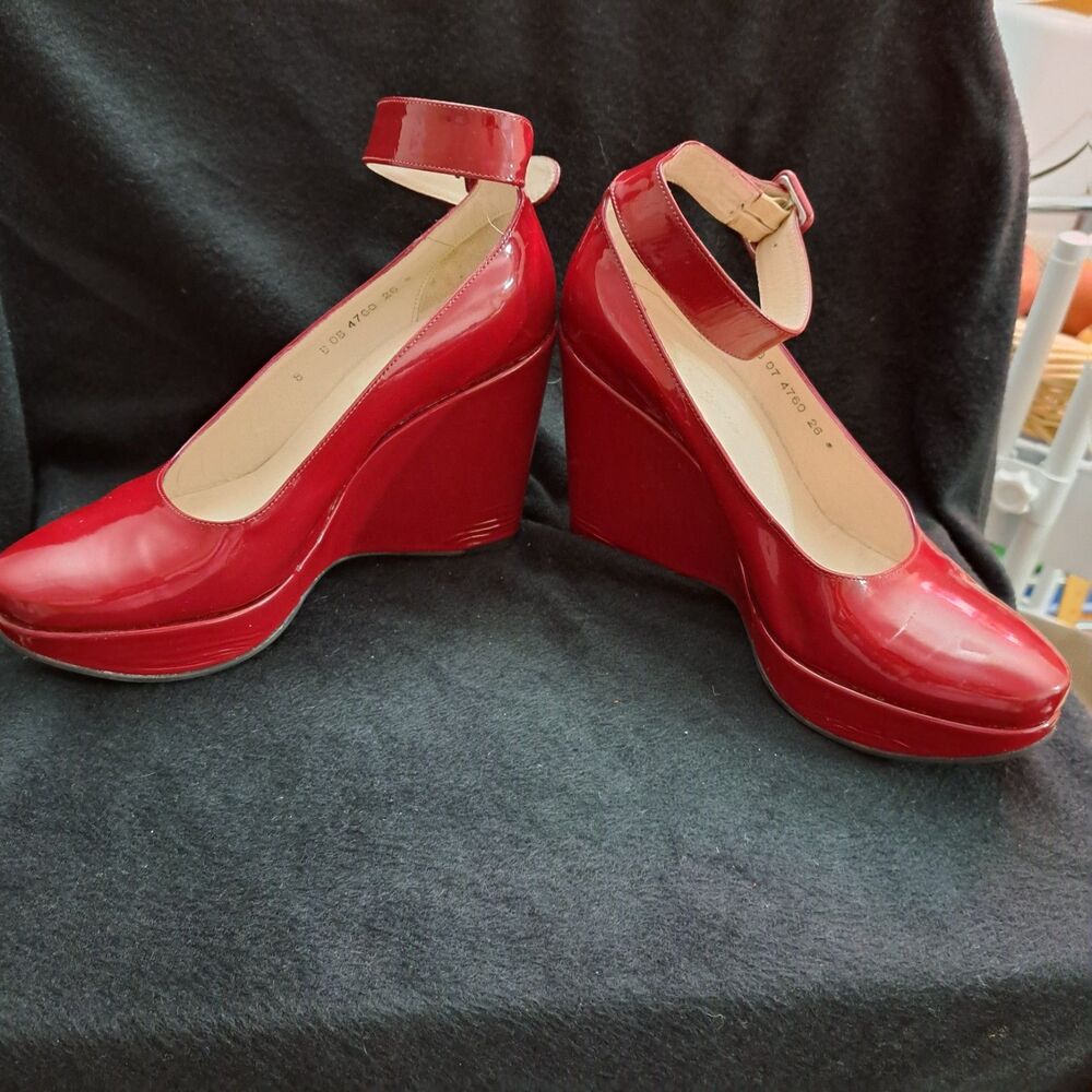 Vintage Robert Clergerie Tulam Red Baby Doll Style Patent Leather Sz 8 B Wedges - Picture 2 of 12
